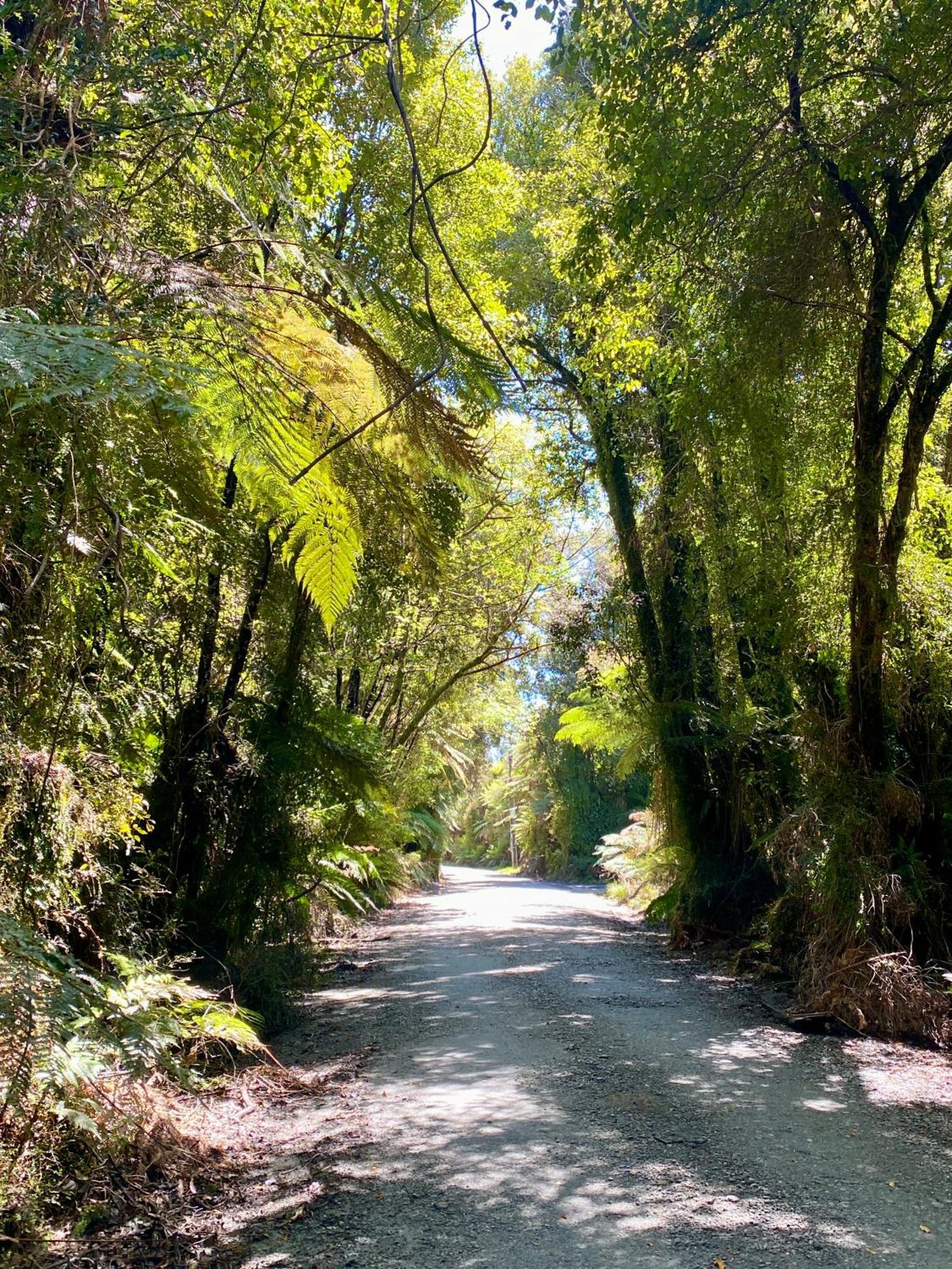 Heritage Park Lodge Haast Esterno foto