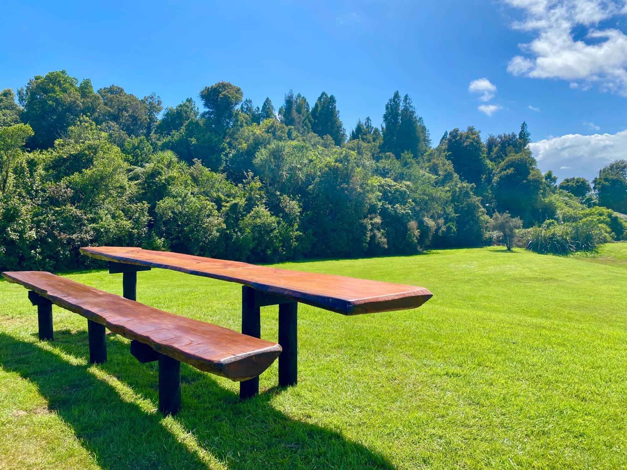 Heritage Park Lodge Haast Esterno foto