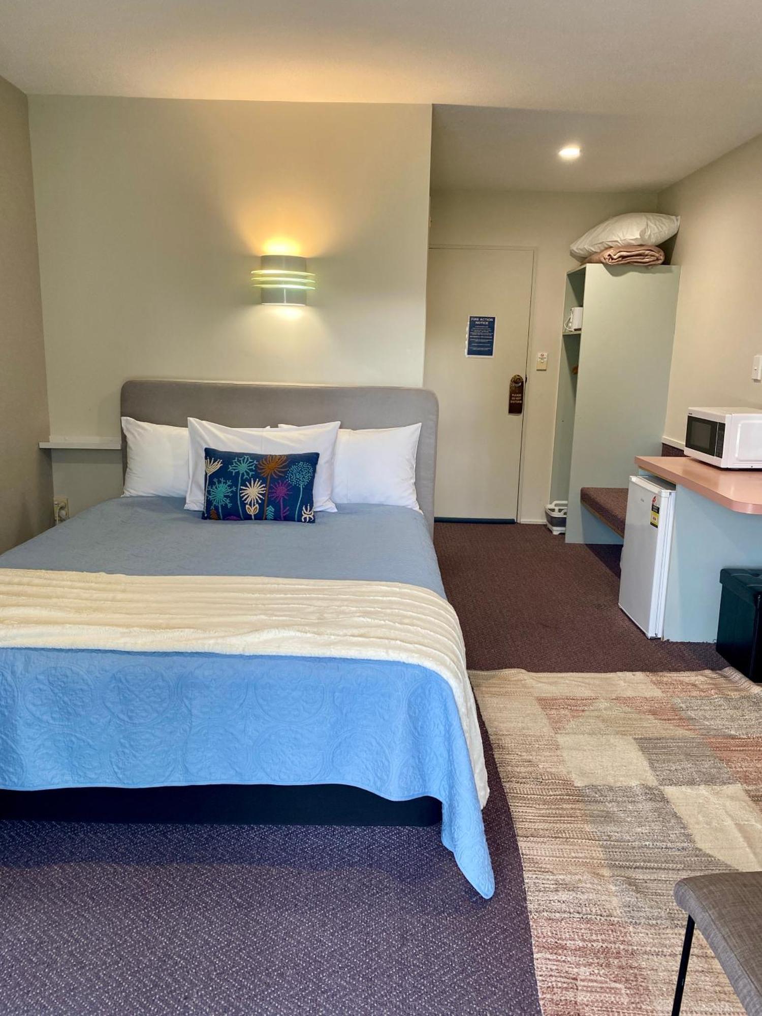 Heritage Park Lodge Haast Esterno foto