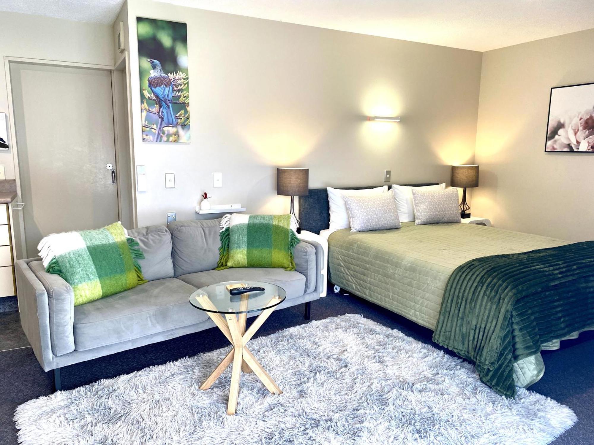 Heritage Park Lodge Haast Esterno foto